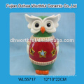 Ornamentos de cerámica personalizados del buho con la luz llevada / tealight